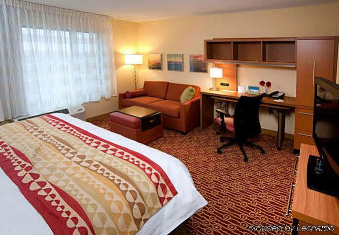 Towneplace Suites Fort Wayne North Exterior foto